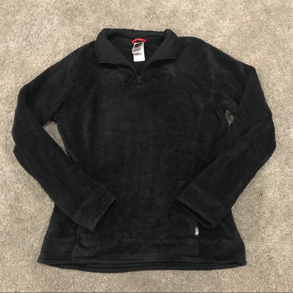 Fuzzy NorthFace quarter zip